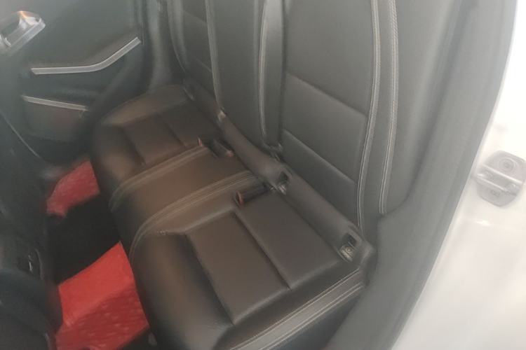 Used Mercedes-Benz GLA 2017 GLA 200 Fashion Model Left Rear Seat