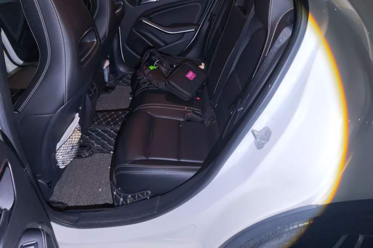 Used Mercedes-Benz GLA 2017 GLA 200 Sport Edition Left Rear Seat