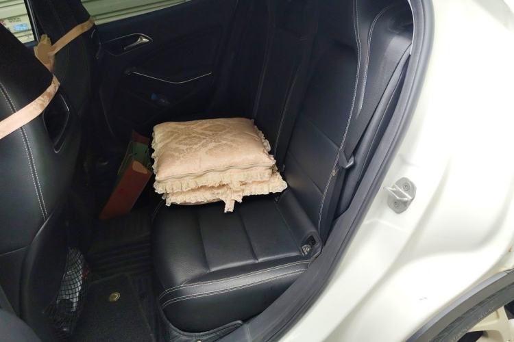 Used Mercedes-Benz GLA 2017 GLA 200 Sport Edition Left Rear Seat
