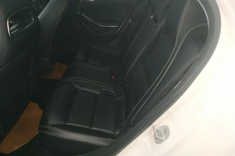 Used Mercedes-Benz GLA 2017 GLA 220 4MATIC Fashion Model Left Rear Seat