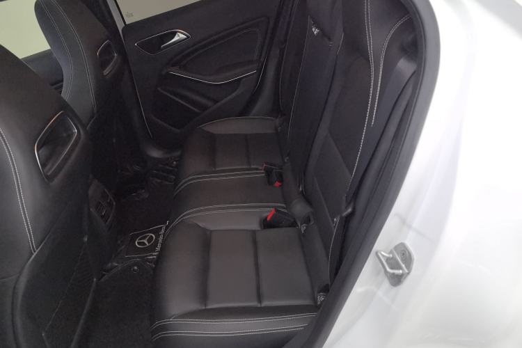 Used Mercedes-Benz GLA 2017 GLA 200 Sport Edition Left Rear Seat