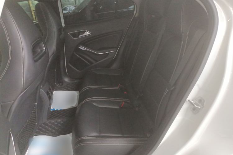 Used Mercedes-Benz GLA 2017 GLA 200 Sport Edition Left Rear Seat