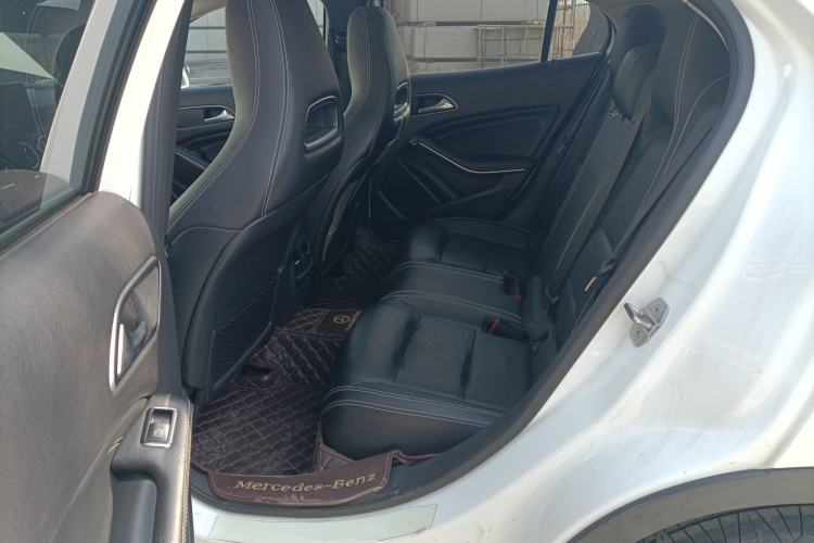 Used Mercedes-Benz GLA 2017 GLA 200 Sport Edition Left Rear Seat