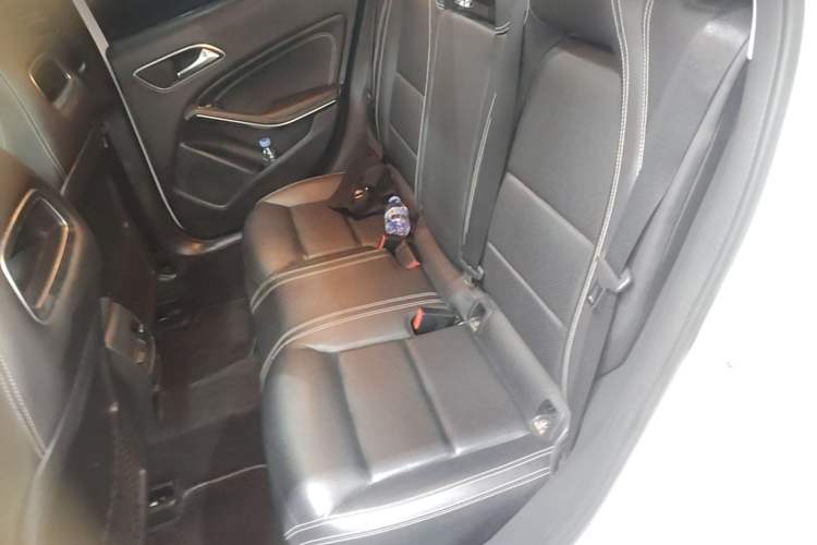 Used Mercedes-Benz GLA 2017 GLA 200 Fashion Model Left Rear Seat