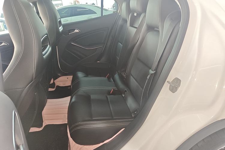 Used Mercedes-Benz GLA 2017 GLA 200 Sport Edition Left Rear Seat