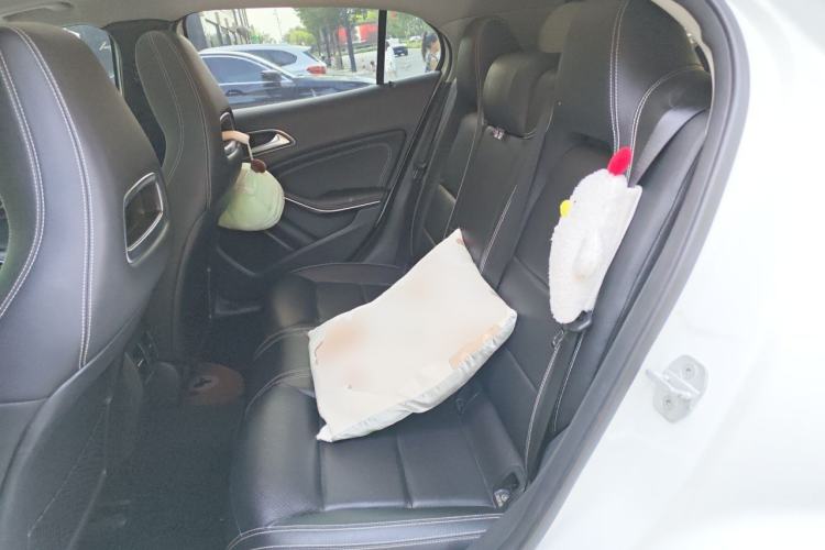 Used Mercedes-Benz GLA 2017 GLA 200 Sport Edition Left Rear Seat