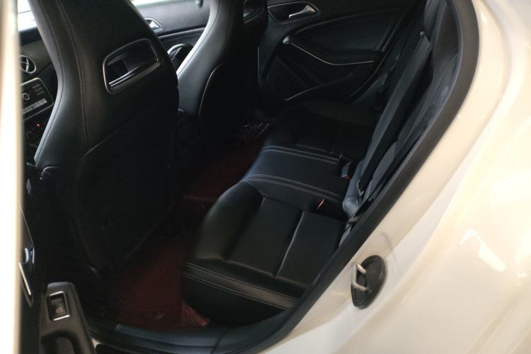 Used Mercedes-Benz GLA 2017 GLA 200 Sport Edition Left Rear Seat
