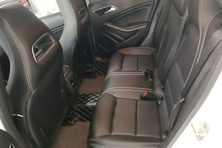 Used Mercedes-Benz GLA 2017 GLA 200 Sport Edition Left Rear Seat