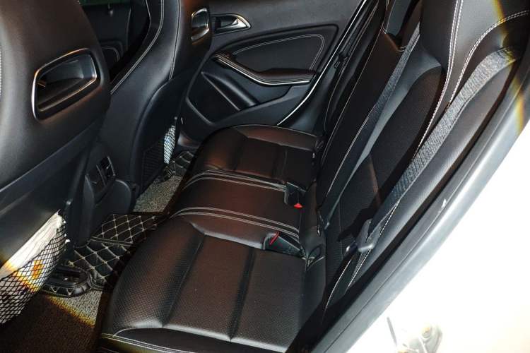 Used Mercedes-Benz GLA 2017 GLA 200 Sport Edition Left Rear Seat