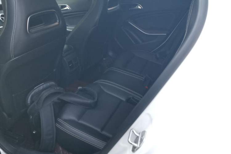 Used Mercedes-Benz GLA 2017 GLA 200 Sport Edition Left Rear Seat