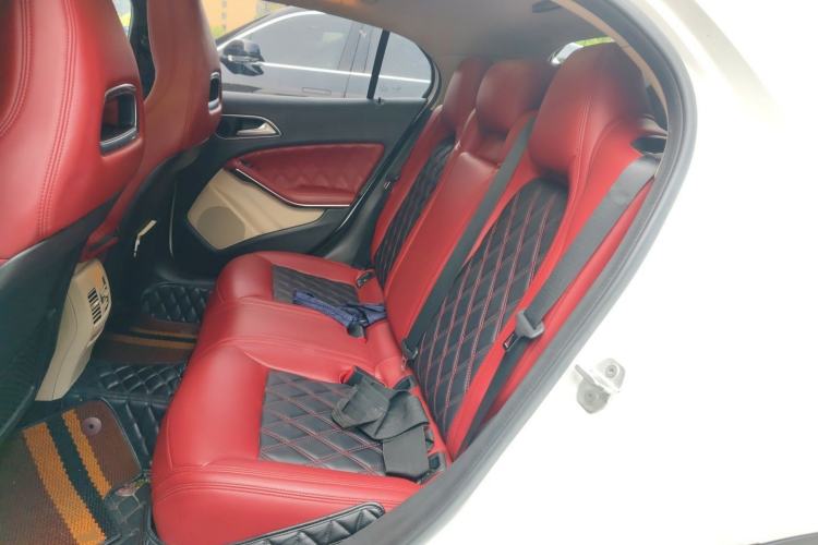 Used Mercedes-Benz GLA 2017 GLA 200 Sport Edition Left Rear Seat