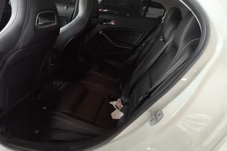 Used Mercedes-Benz GLA 2017 GLA 200 Sport Edition Left Rear Seat