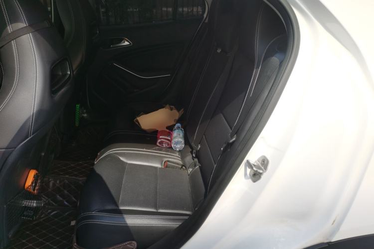 Used Mercedes-Benz GLA 2017 GLA 200 Fashion Model Left Rear Seat