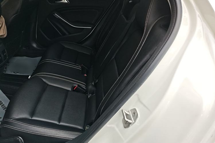 Used Mercedes-Benz GLA 2017 GLA 200 Sport Edition Left Rear Seat
