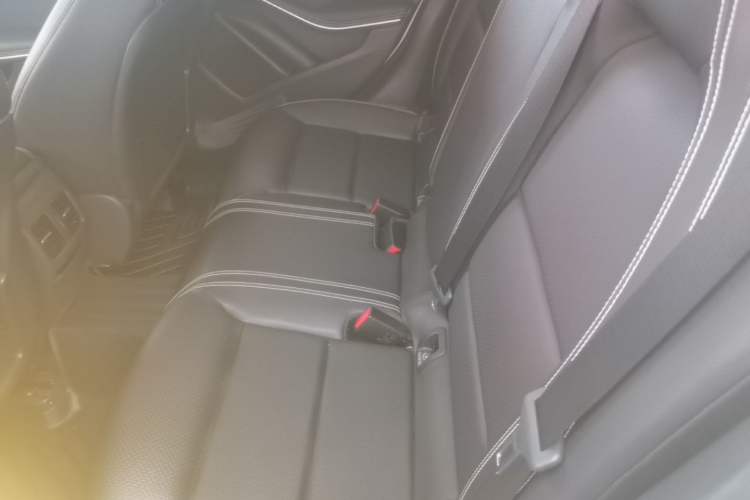 Used Mercedes-Benz GLA 2017 GLA 200 Fashion Model Left Rear Seat