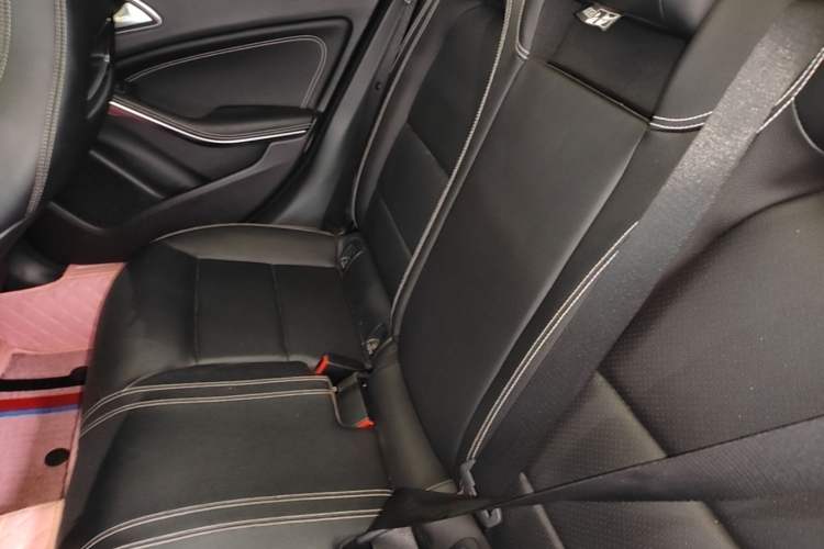 Used Mercedes-Benz GLA 2017 GLA 200 Sport Edition Left Rear Seat