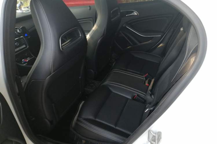 Used Mercedes-Benz GLA 2017 GLA 200 Sport Edition Left Rear Seat
