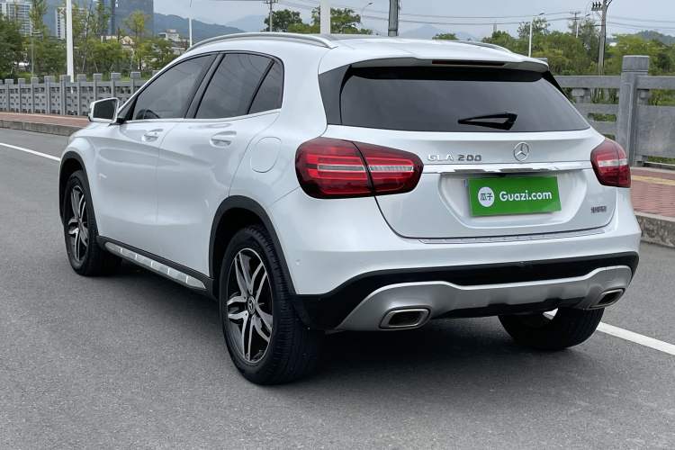 Used Mercedes-Benz GLA 2017 GLA 200 Fashion Model Left Side