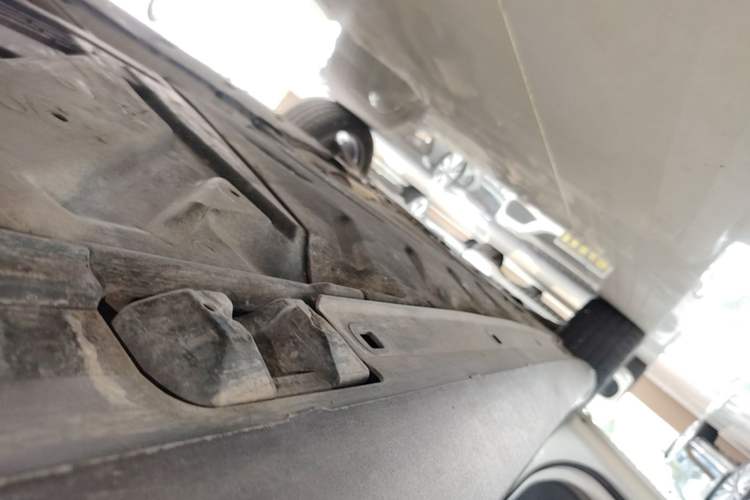 Used Mercedes-Benz GLA 2017 GLA 200 Fashion Model Left Side Sill