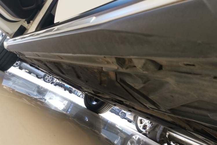 Used Mercedes-Benz GLA 2017 GLA 200 Fashion Model Left Side Sill