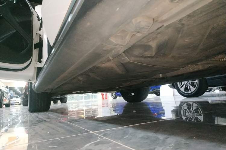 Used Mercedes-Benz GLA 2017 GLA 200 Fashion Model Left Side Sill