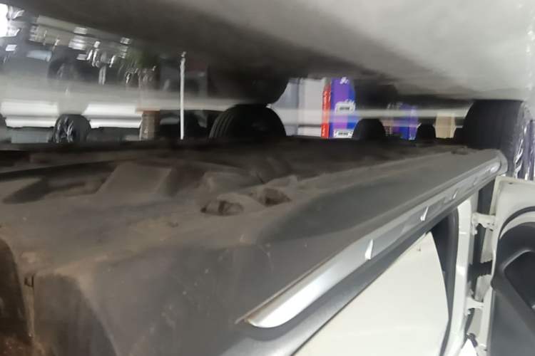 Used Mercedes-Benz GLA 2017 GLA 200 Fashion Model Left Side Sill