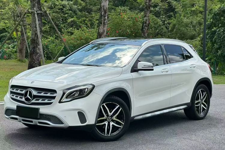 Used Mercedes-Benz GLA 2017 GLA 200 Fashion Model Guazi used car, China used car export, Used car for sale, Used cars, Cheapest cars for sale