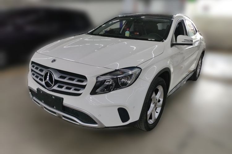 Used Mercedes-Benz GLA 2017 GLA 200 Sport Edition Guazi used car, China used car export, Used car for sale, Used cars, Cheapest cars for sale