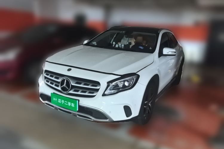 Used Mercedes-Benz GLA 2017 GLA 200 Fashion Model Guazi used car, China used car export, Used car for sale, Used  cars, Cheapest cars for sale