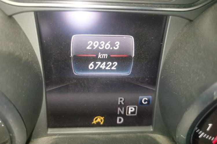 Used Mercedes-Benz GLA 2017 GLA 200 Fashion Model Odometer Close Up