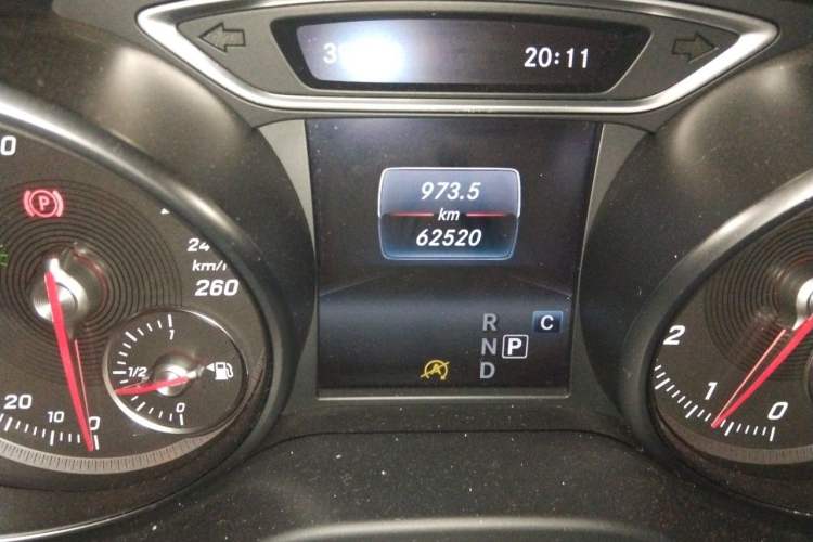 Used Mercedes-Benz GLA 2017 GLA 200 Sport Edition Odometer Close Up