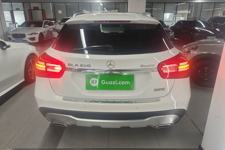 Used Mercedes-Benz GLA 2017 GLA 220 4MATIC Fashion Model Rear