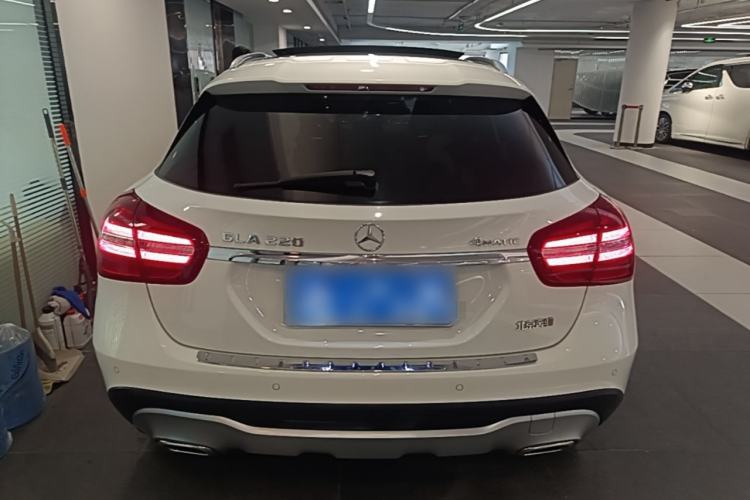 Used Mercedes-Benz GLA 2017 GLA 220 4MATIC Fashion Model Rear