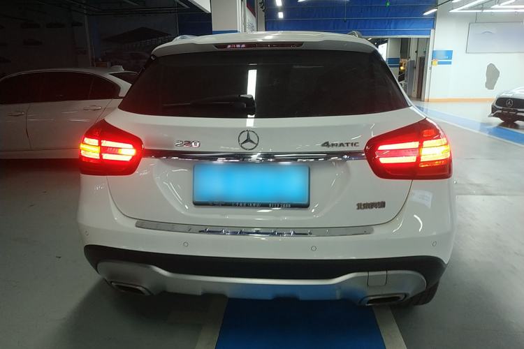 Used Mercedes-Benz GLA 2017 GLA 220 4MATIC Fashion Model Rear