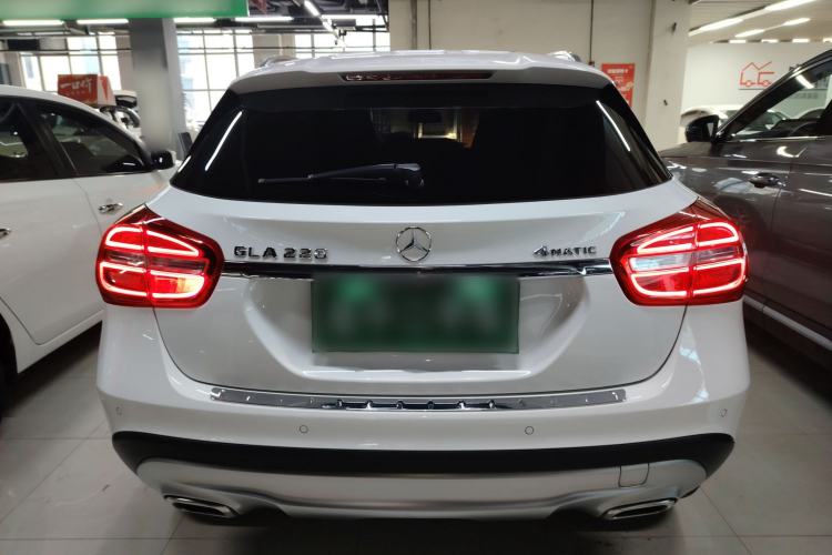 Used Mercedes-Benz GLA 2017 GLA 220 4MATIC Fashion Model Rear