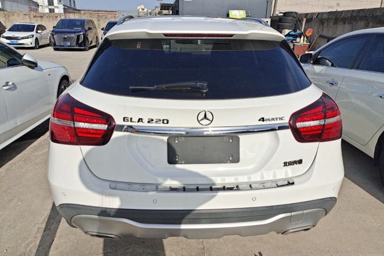 Used Mercedes-Benz GLA 2017 GLA 220 4MATIC Fashion Model Rear