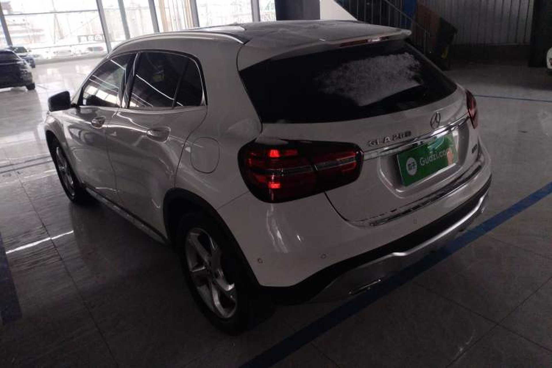 Used Mercedes-Benz GLA 2017 GLA 200 Sport Edition Rear Left 45 Deg