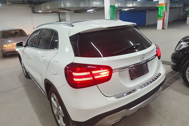 Used Mercedes-Benz GLA 2017 GLA 200 Sport Edition Rear Left 45 Deg