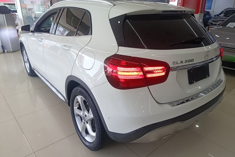 Used Mercedes-Benz GLA 2017 GLA 200 Sport Edition Rear Left 45 Deg