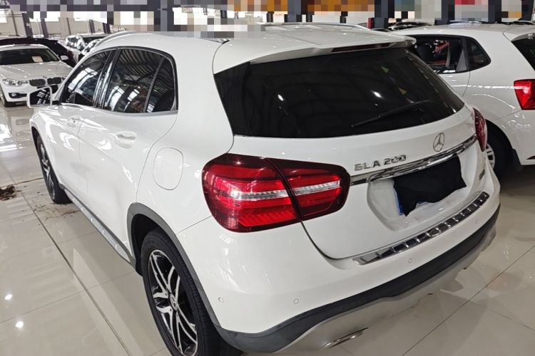 Used Mercedes-Benz GLA 2017 GLA 200 Fashion Model Rear Left 45 Deg
