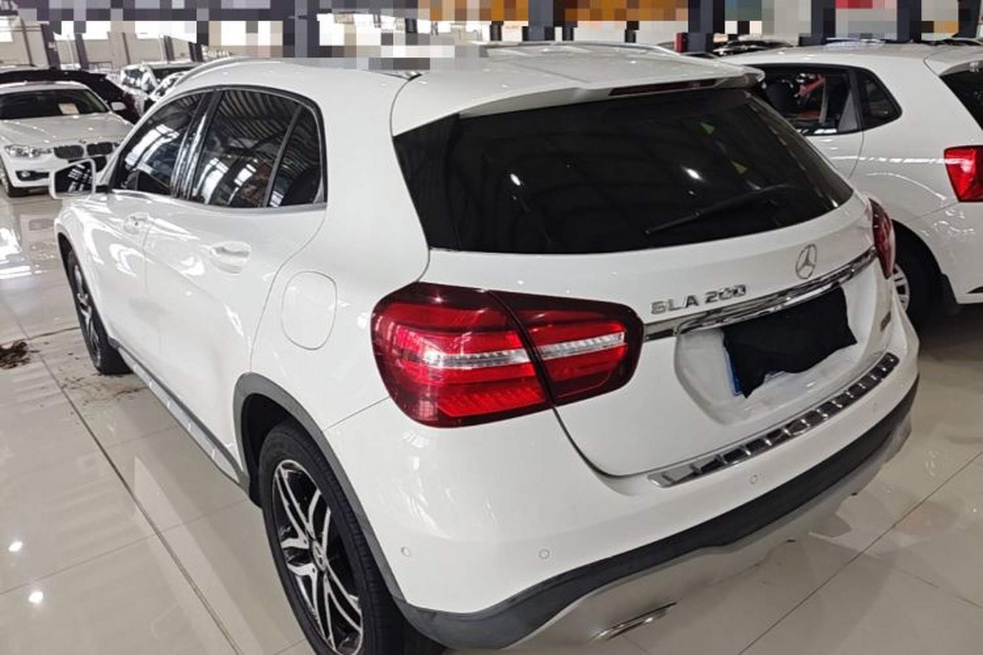 Used Mercedes-Benz GLA 2017 GLA 200 Fashion Model Rear Left 45 Deg