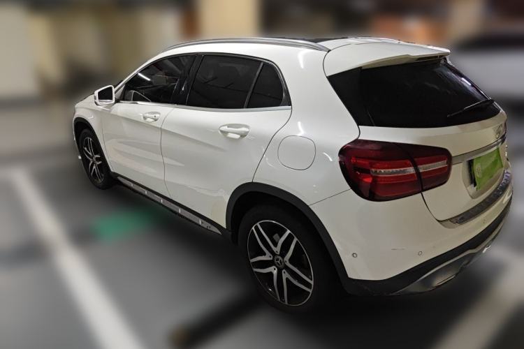 Used Mercedes-Benz GLA 2017 GLA 200 Fashion Model Rear Left 45 Deg