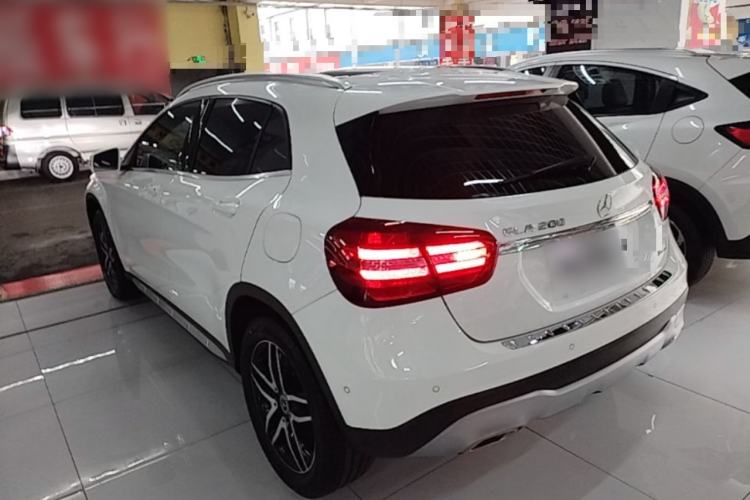 Used Mercedes-Benz GLA 2017 GLA 200 Fashion Model Rear Left 45 Deg