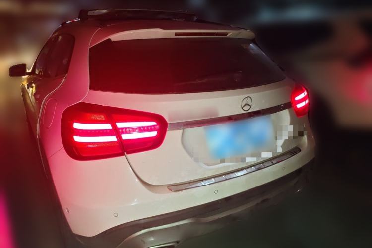 Used Mercedes-Benz GLA 2017 GLA 200 Sport Edition Rear Left 45 Deg