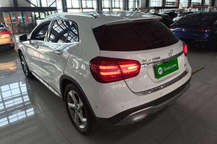 Used Mercedes-Benz GLA 2017 GLA 200 Sport Edition Rear Left 45 Deg
