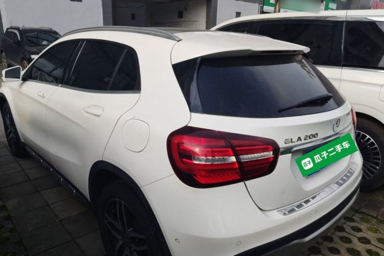 Used Mercedes-Benz GLA 2017 GLA 200 Fashion Model Rear Left 45 Deg