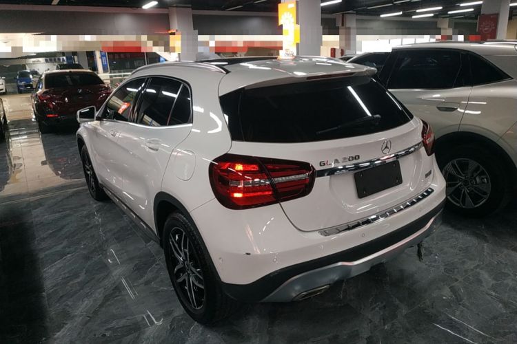 Used Mercedes-Benz GLA 2017 GLA 200 Fashion Model Rear Left 45 Deg