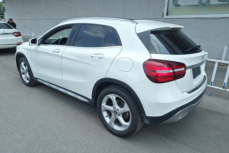 Used Mercedes-Benz GLA 2017 GLA 200 Sport Edition Rear Left 45 Deg