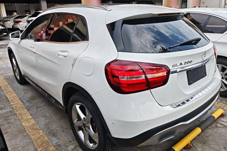 Used Mercedes-Benz GLA 2017 GLA 200 Sport Edition Rear Left 45 Deg