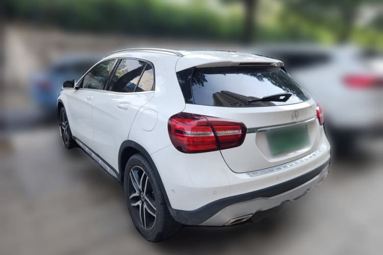 Used Mercedes-Benz GLA 2017 GLA 200 Fashion Model Rear Left 45 Deg